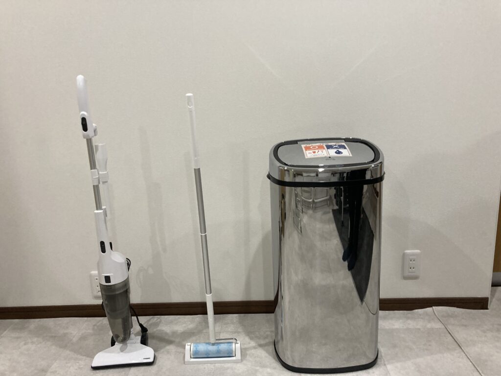 お帰りの際は次の方が気持ちよくお使い頂けるよう、清掃をお願い致します！