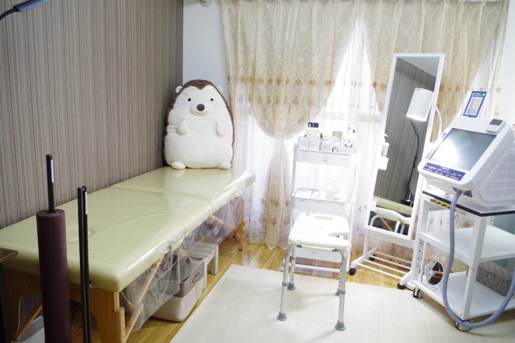 ペア利用の際はベッドをご使用ください。