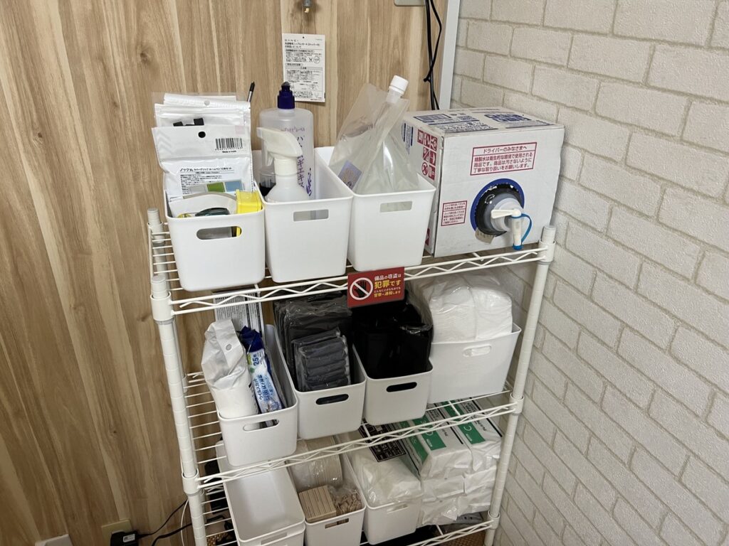 予備の備品置き場です。もし備品が足りない場合はこちらからどうぞ。