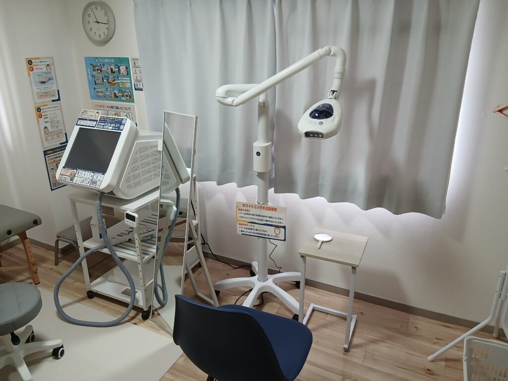 脱毛だけじゃない。セルフホワイトニングも。